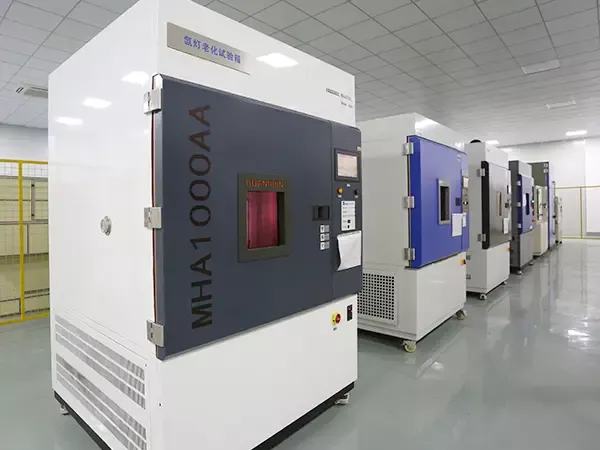 Xenon lamp aging test